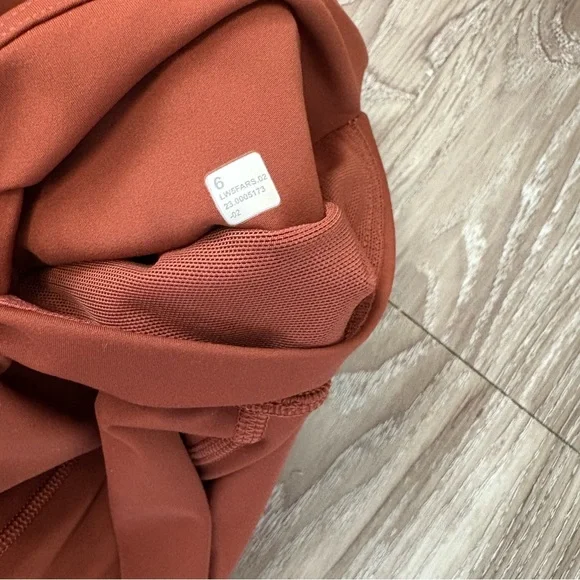 SOLD ***Lululemon Fast and free high rise tight leggings. Color Dark terracotta - Picture 9 of 11